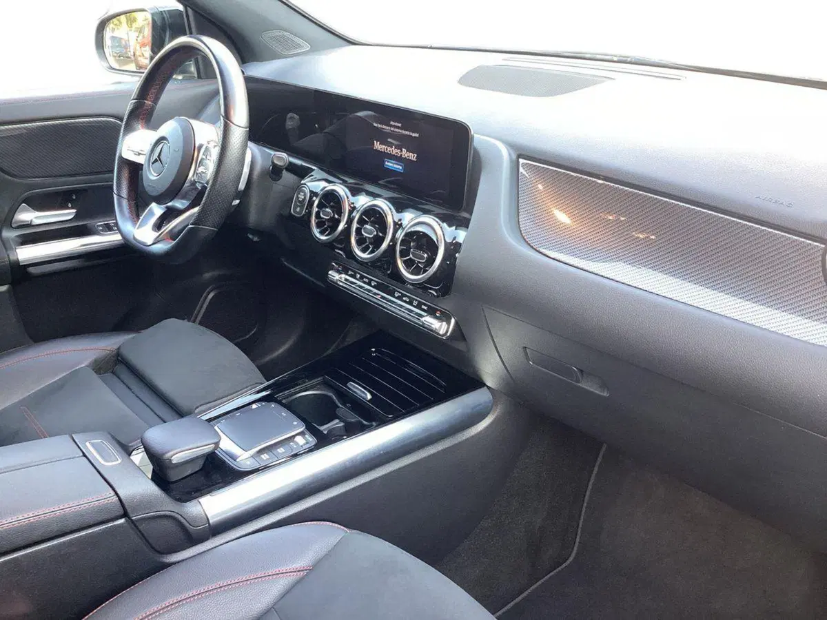 Mercedes-Benz GLA SUV usata a Foggia (15)