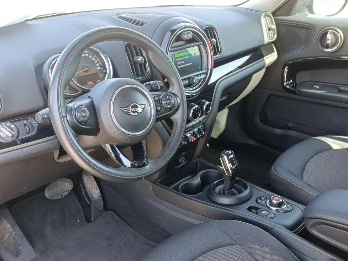 MINI Mini Countryman usata a Bari (10)