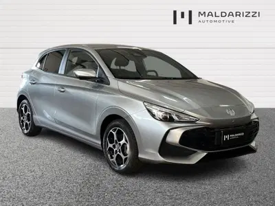 Mg MG3 1.5 hybrid+ Luxury auto del 2025 usata a Bari