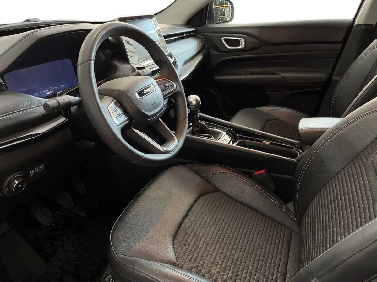 Jeep Compass usata a Bari (10)