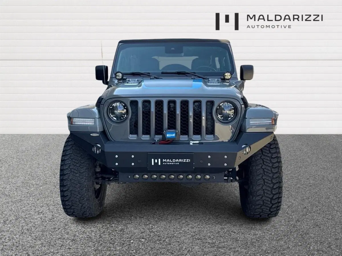 Jeep Wrangler Unlimited usata a Bari (2)
