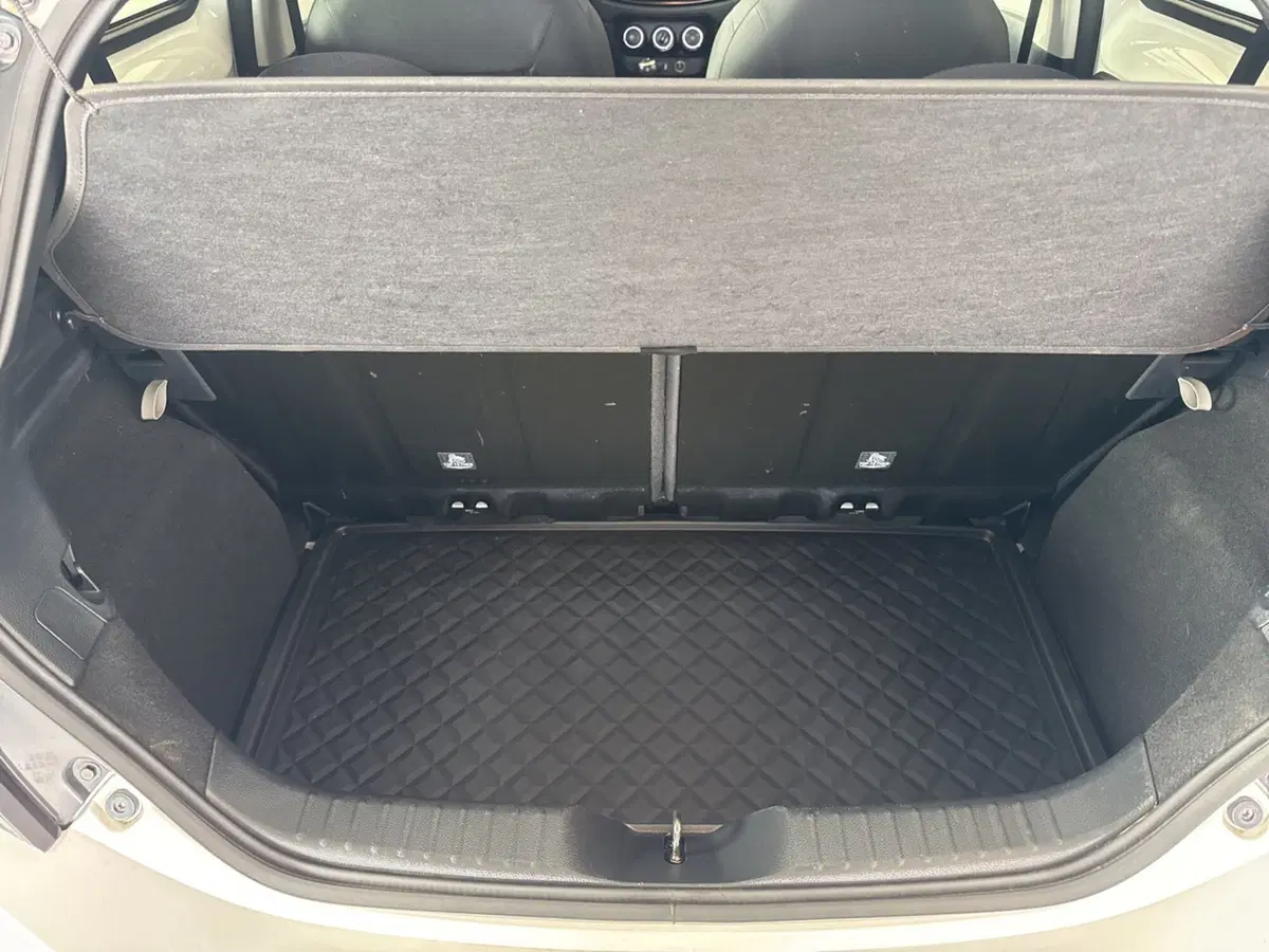 Toyota Aygo X usata a Ferrara (14)