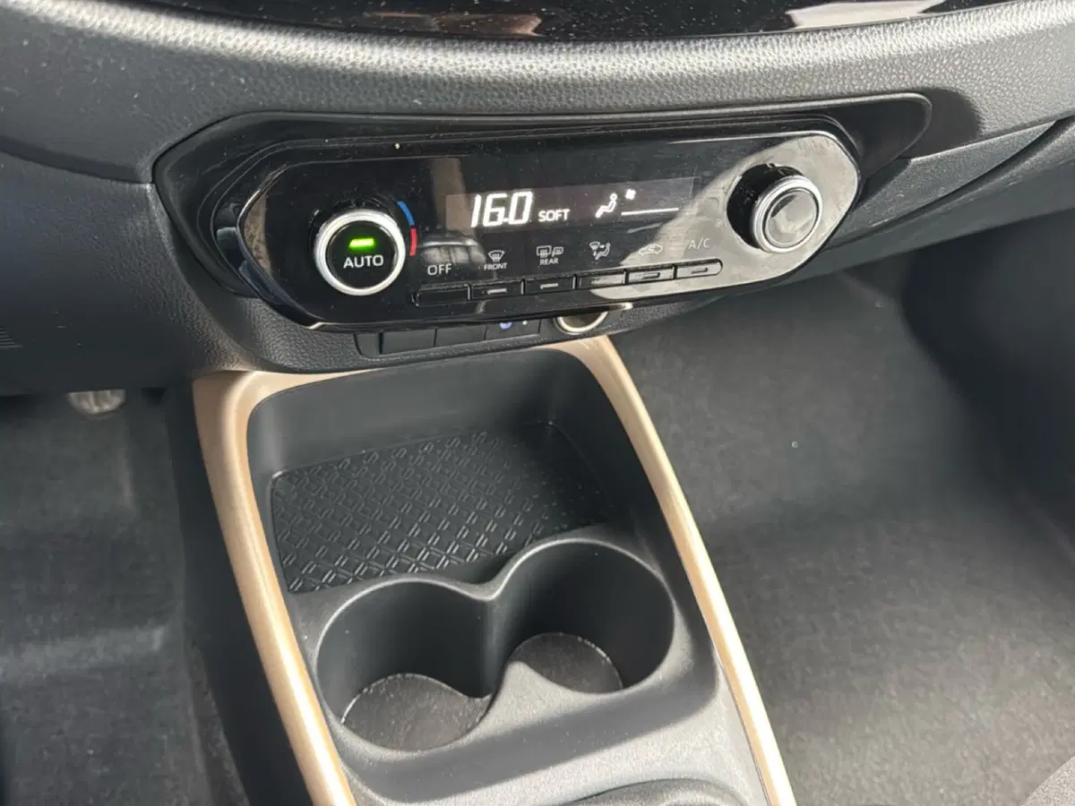 Toyota Aygo X usata a Ferrara (14)