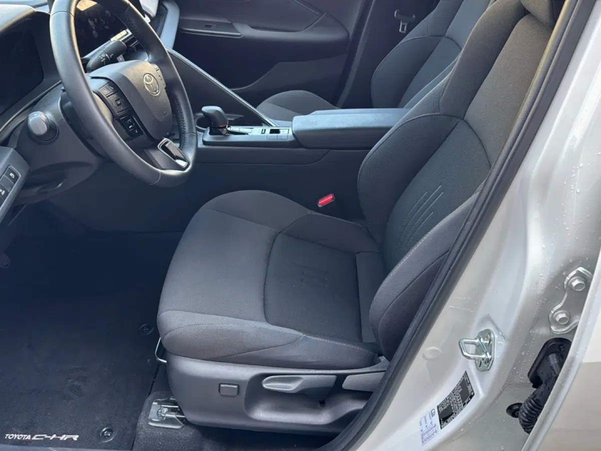 Toyota Toyota C-HR usata a Ferrara (10)
