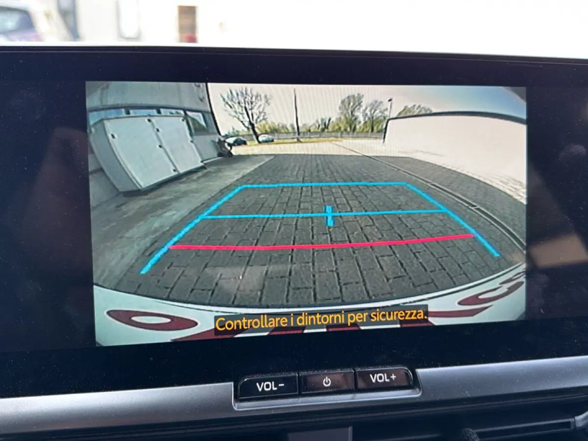 Toyota Toyota C-HR usata a Ferrara (17)