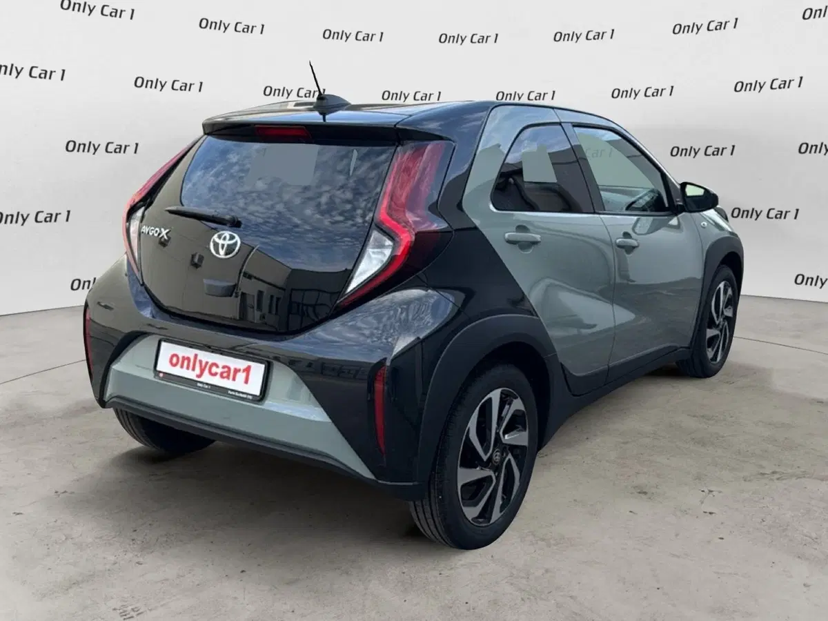 Toyota Aygo X nuova a Ferrara (6)
