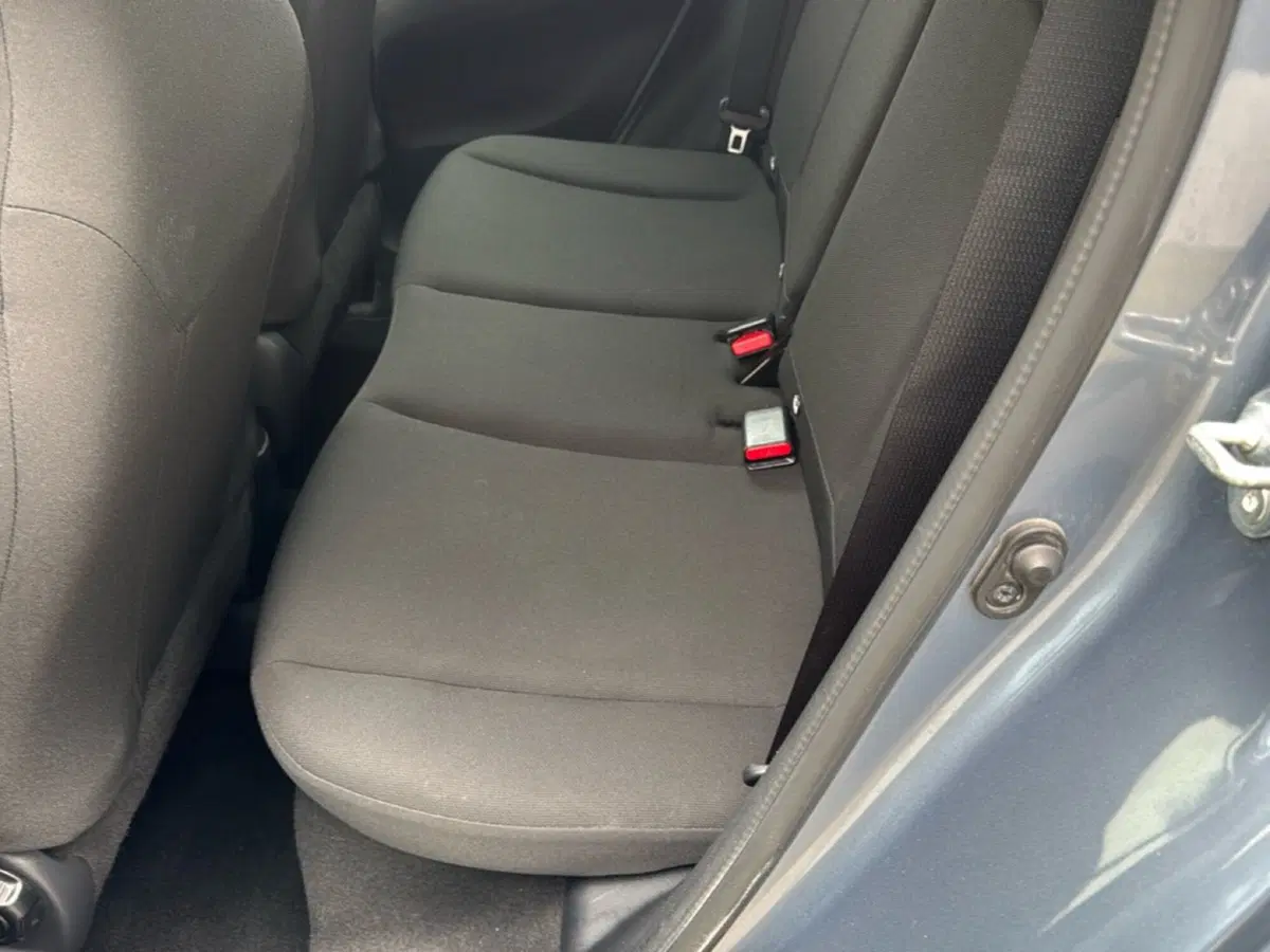 Toyota Aygo X usata a Ferrara (8)
