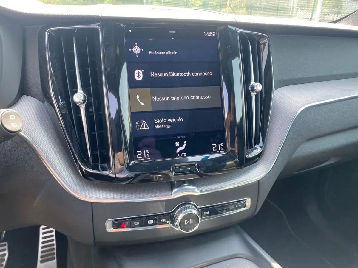 Volvo XC60 usata a Como (13)