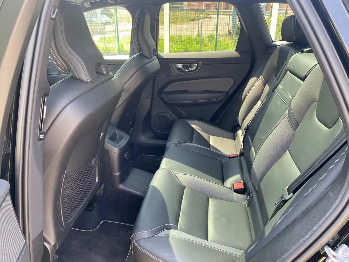 Volvo XC60 usata a Como (7)