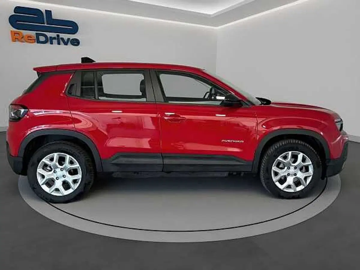Jeep Avenger usata a Roma (3)