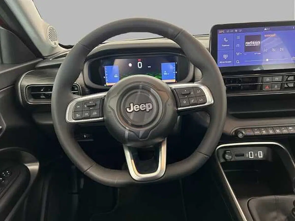 Jeep Avenger usata a Roma (9)