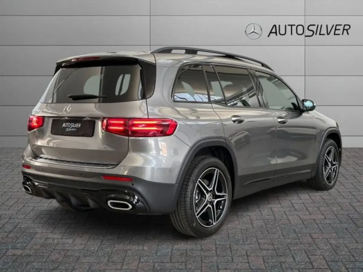 Mercedes-Benz GLB nuova a Verona (2)