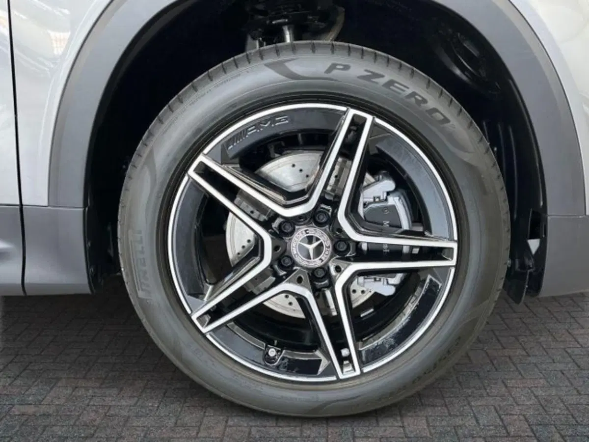 Mercedes-Benz GLB nuova a Verona (7)