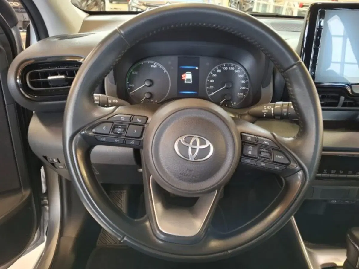 Toyota Yaris Cross usata a Vicenza (11)