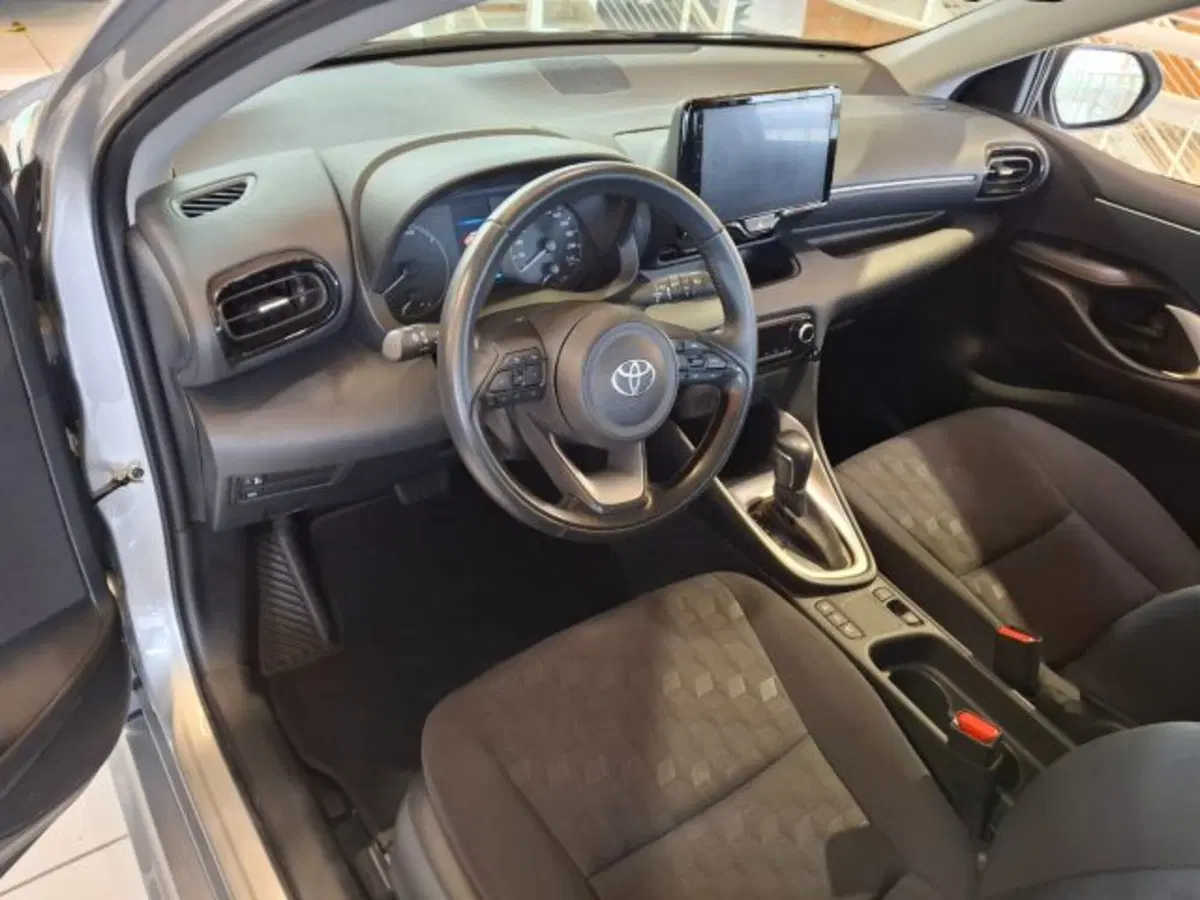 Toyota Yaris Cross usata a Vicenza (7)