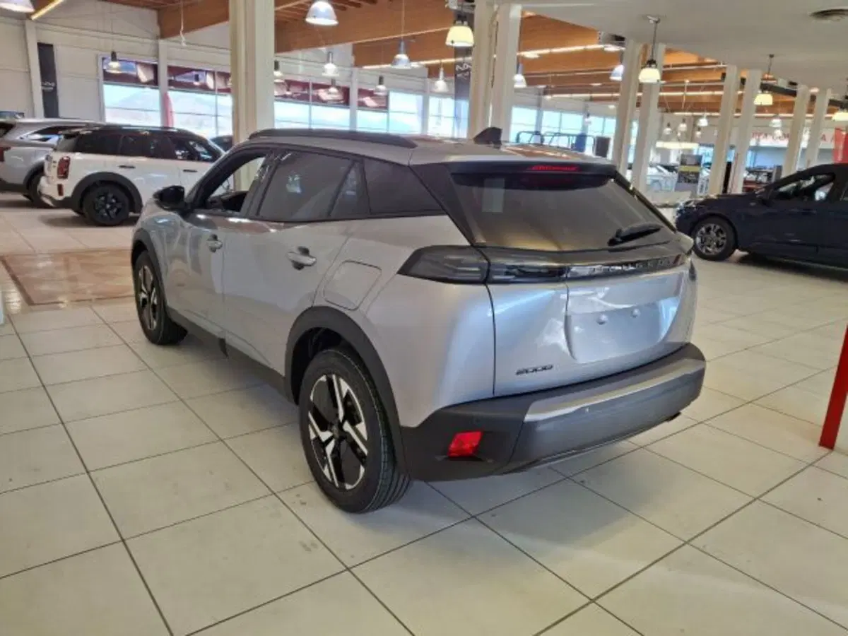 Peugeot 2008 nuova a Vicenza (5)