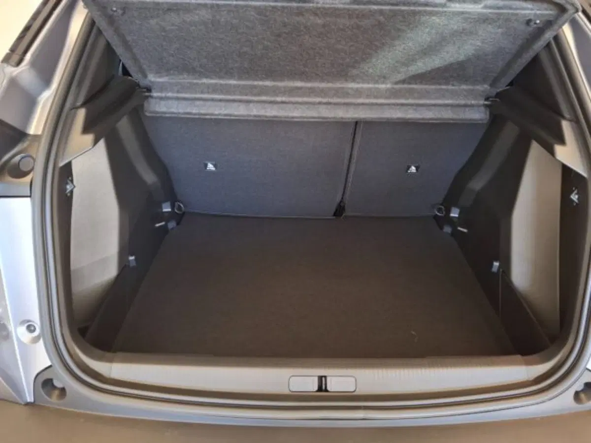 Peugeot 2008 nuova a Vicenza (6)