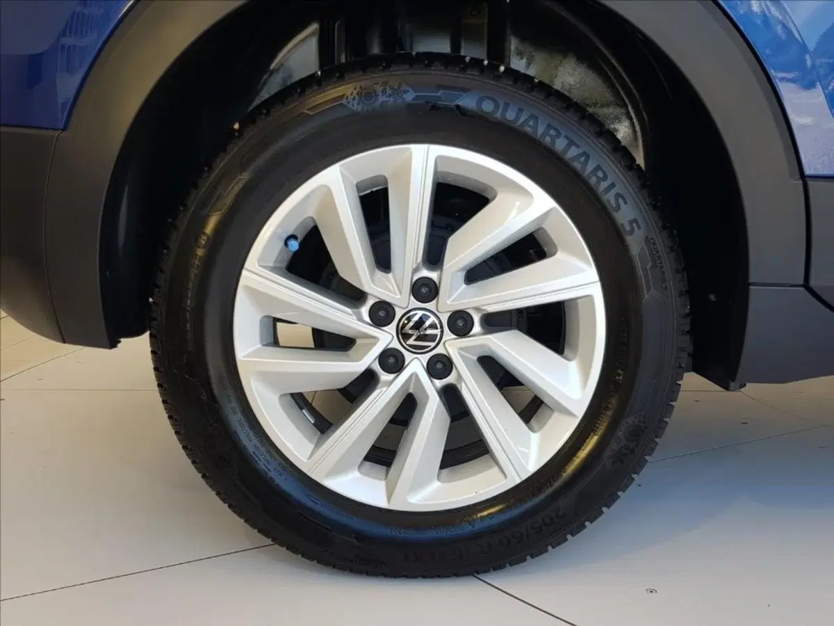 Volkswagen T-Cross usata a Lucca (9)