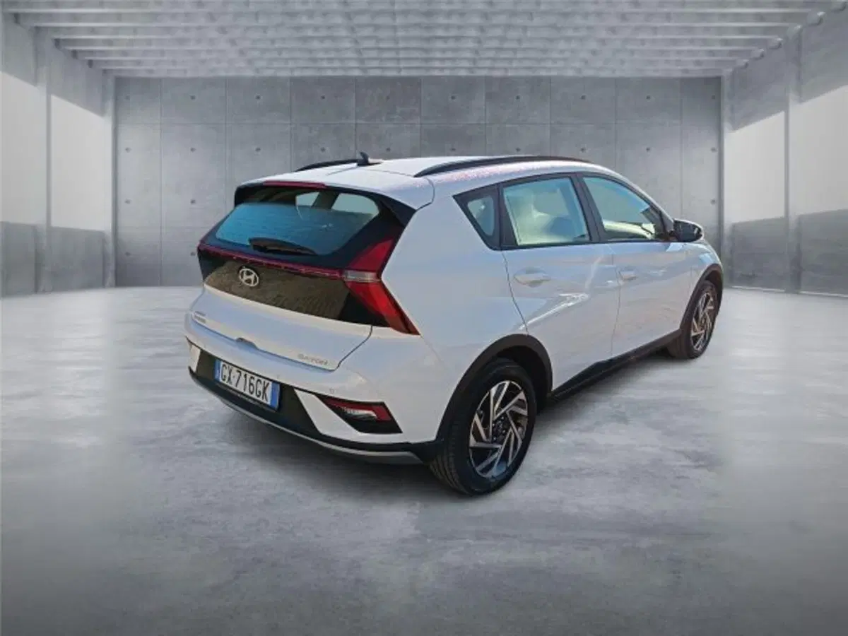 Hyundai Bayon usata a Bari (6)