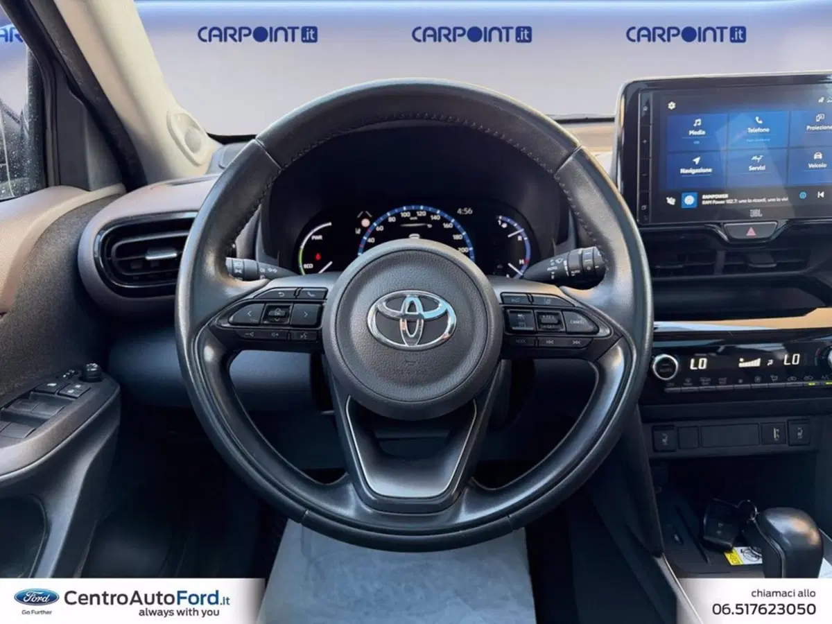 Toyota Yaris Cross usata a Roma (12)