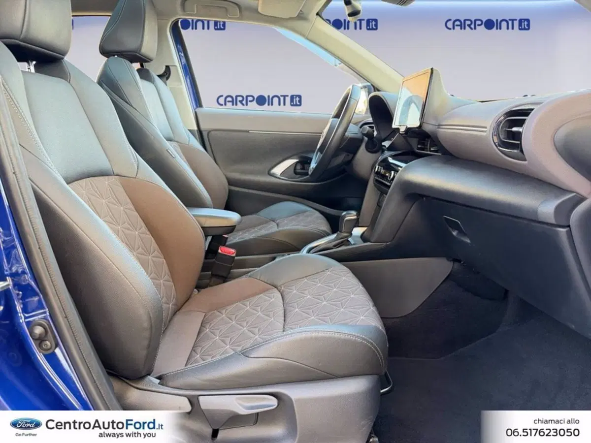 Toyota Yaris Cross usata a Roma (15)