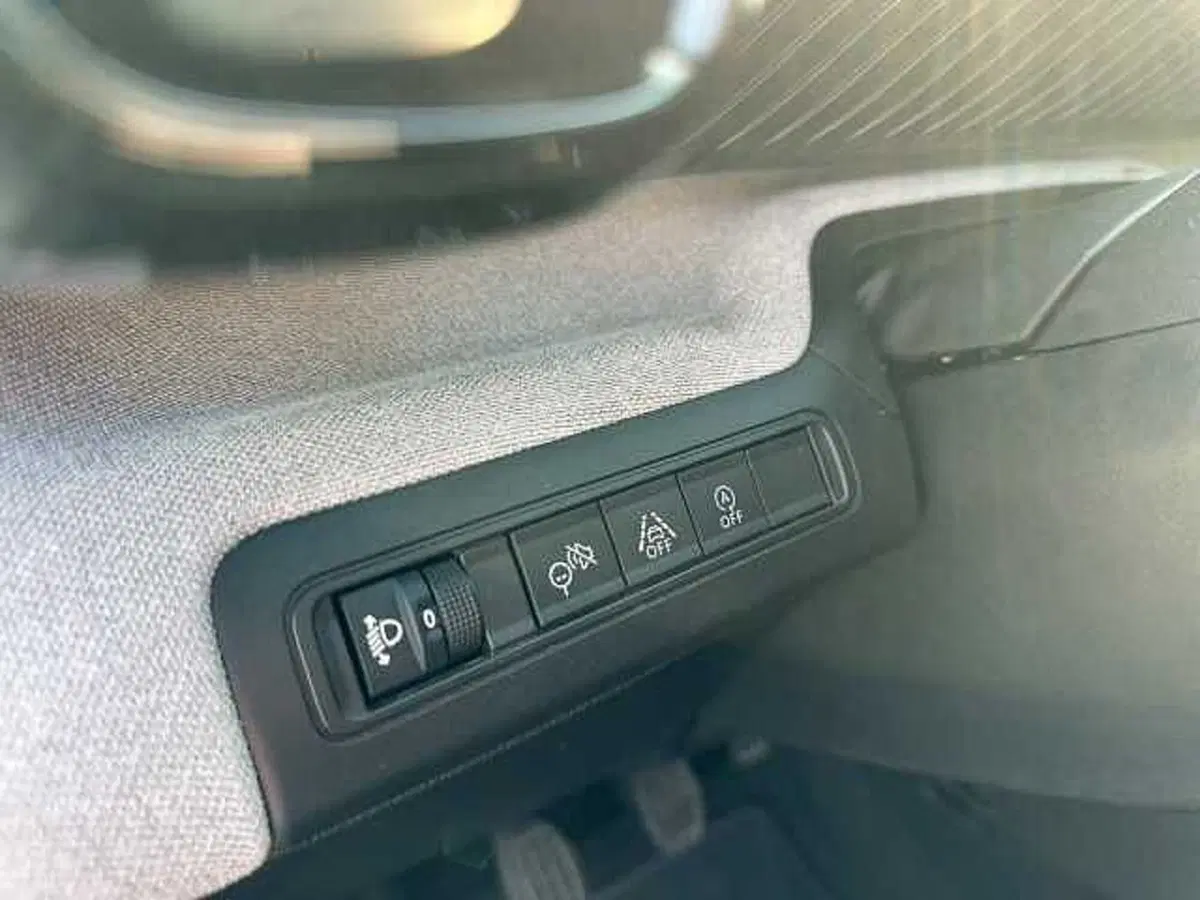 Citroen C3 Aircross usata a Brescia (11)