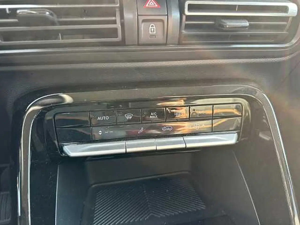 Citroen C3 Aircross usata a Brescia (14)