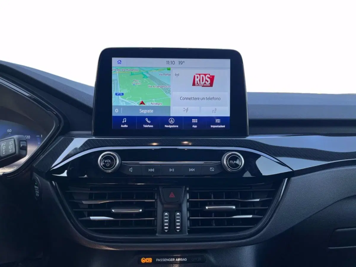 Ford Kuga usata a Milano (14)