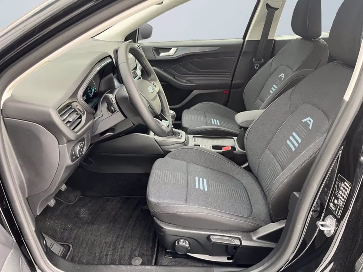 Ford Focus nuova a Milano (10)