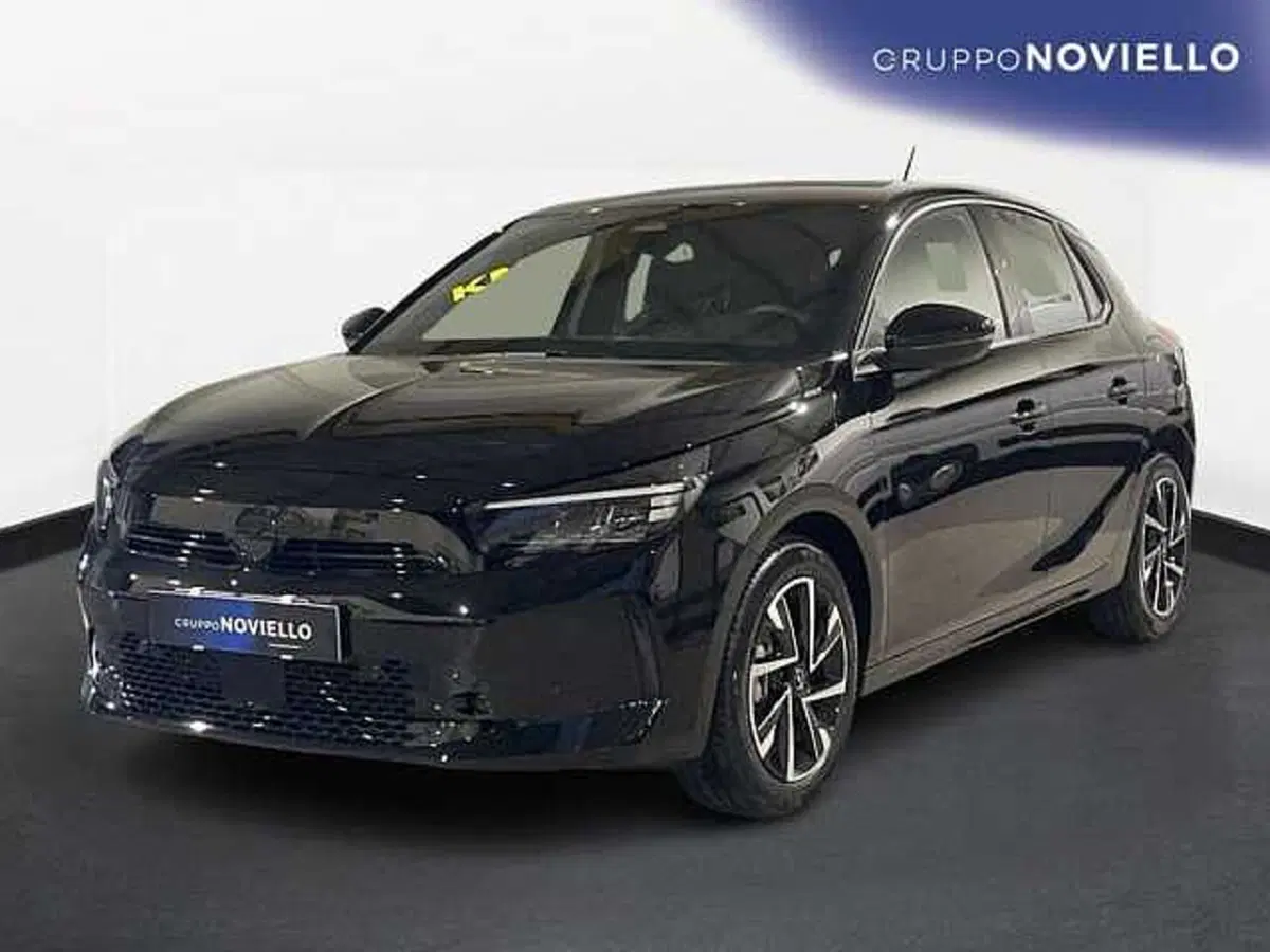 Opel Corsa nuova a Salerno