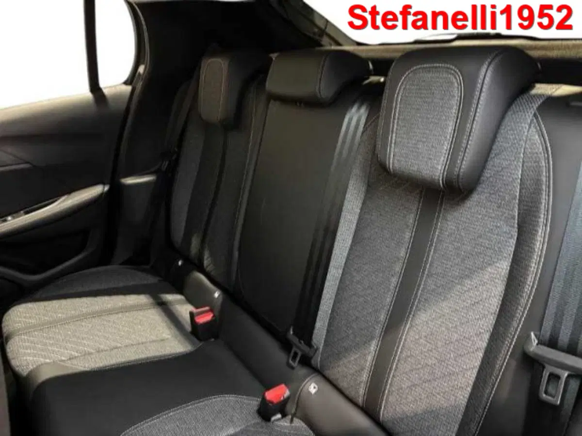 Peugeot 208 nuova a Bologna (9)