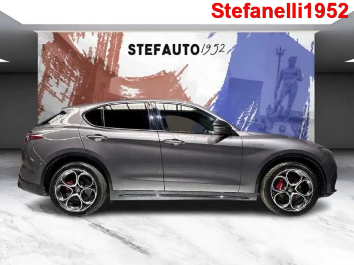Alfa Romeo Stelvio usata a Bologna (3)