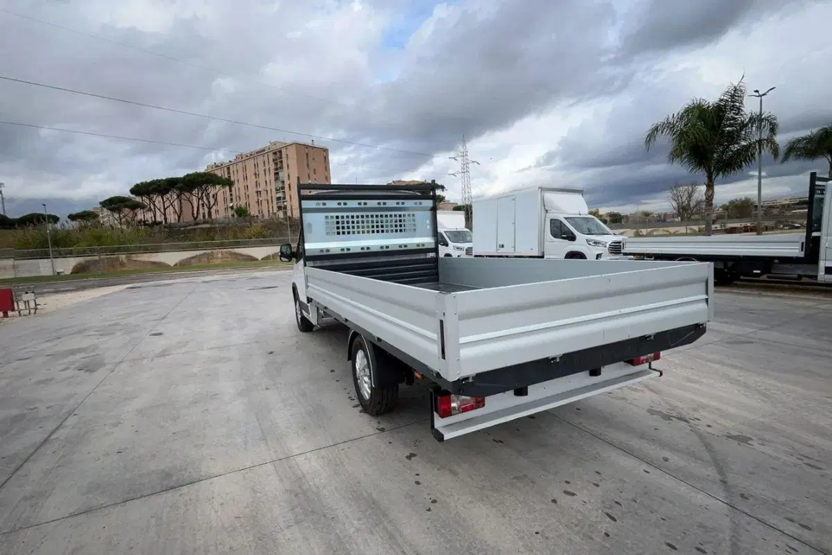 Maxus Deliver9 Telaio nuova a Milano (3)