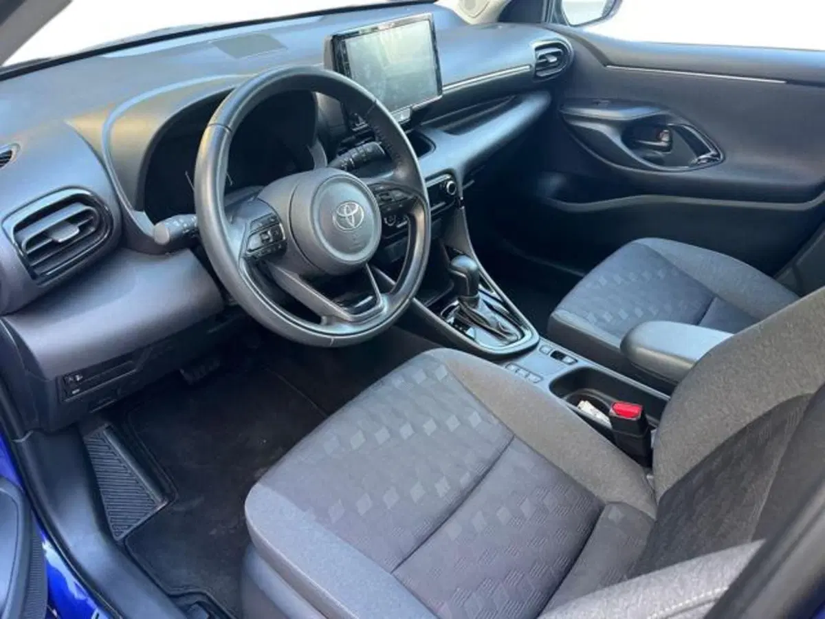 Toyota Yaris Cross usata a Sassari (7)