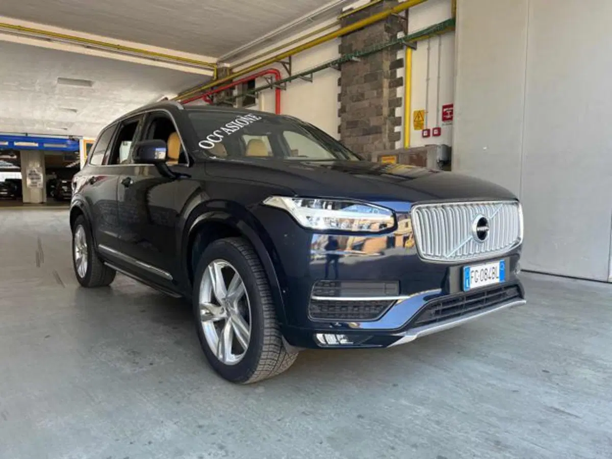 Volvo XC90 usata a Vercelli