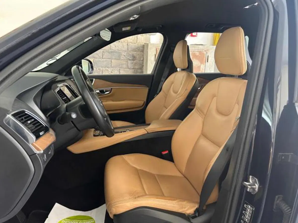 Volvo XC90 usata a Vercelli (17)