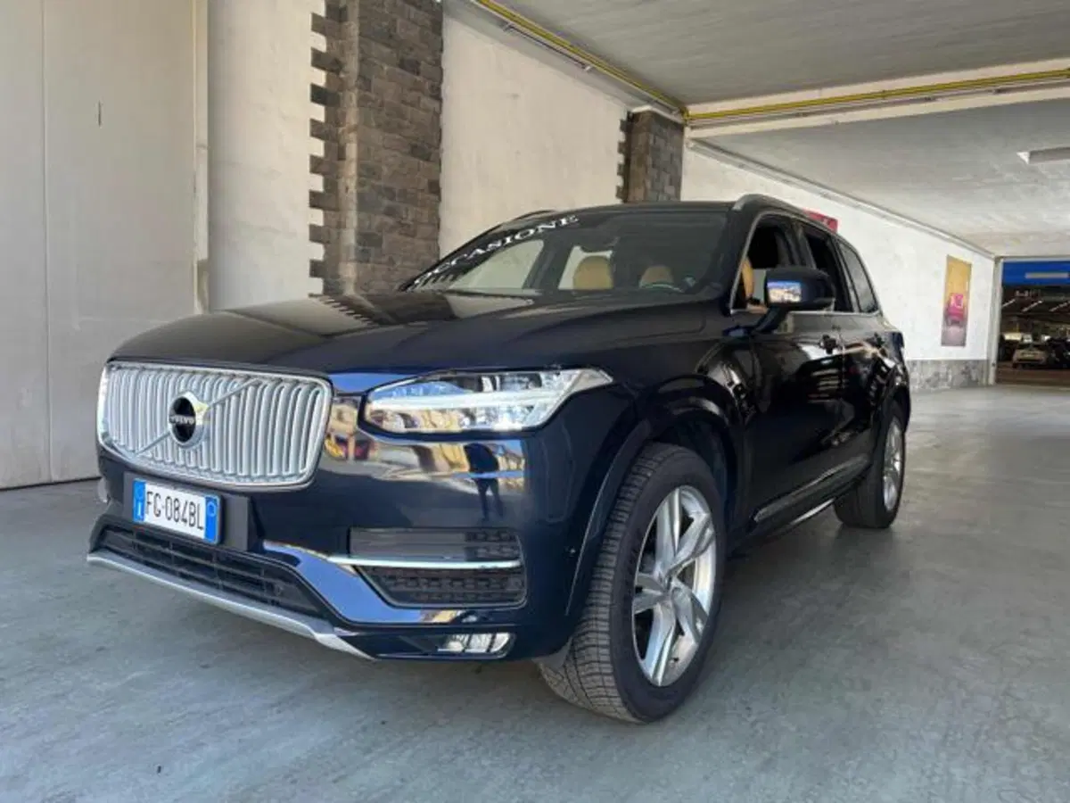 Volvo XC90 usata a Vercelli (3)