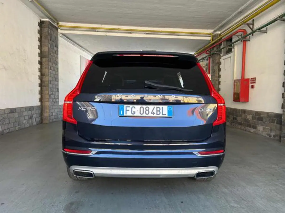 Volvo XC90 usata a Vercelli (5)