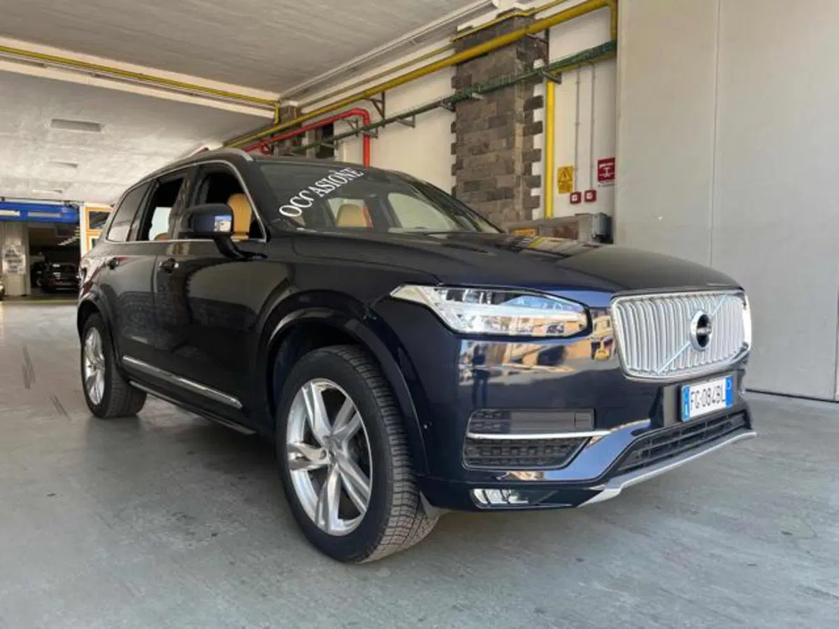 Volvo XC90 usata a Vercelli (7)