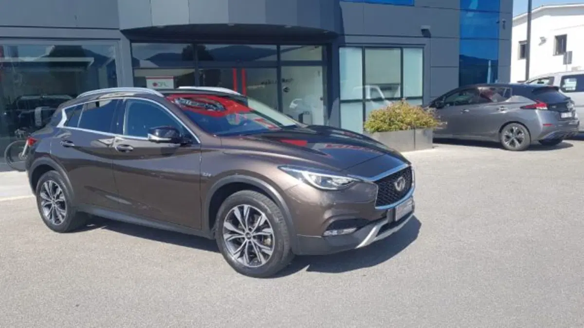 Infiniti QX30 usata a Lucca (2)