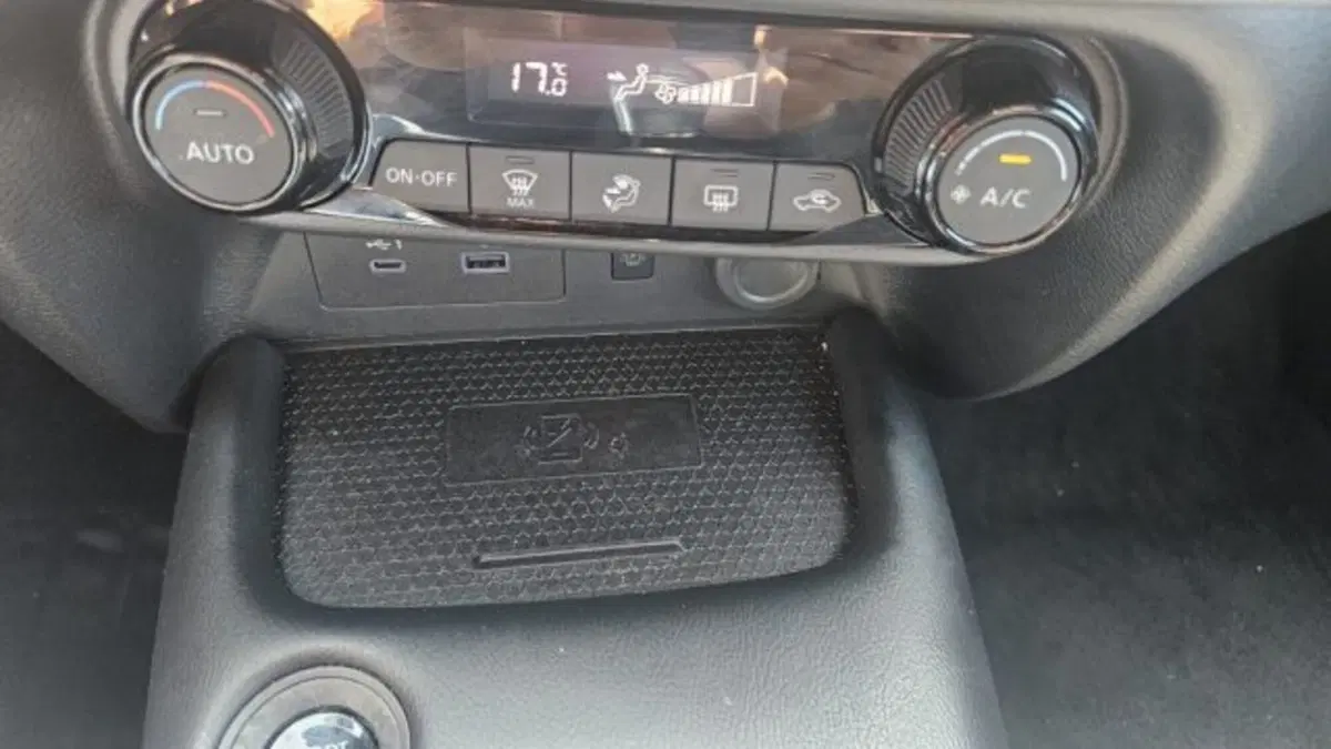 Nissan Juke usata a Lucca (10)