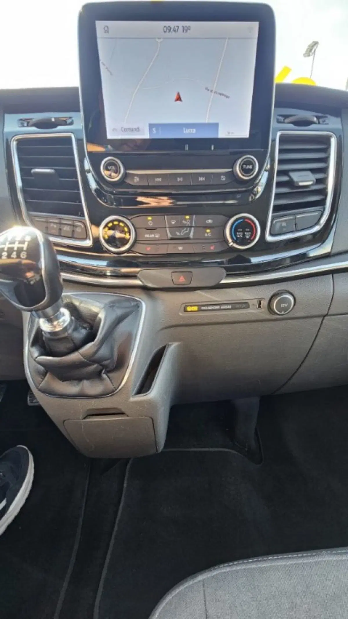Ford Tourneo Custom usata a Lucca (11)