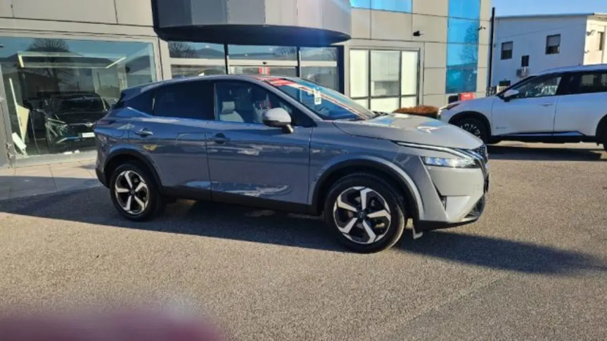 Nissan Qashqai usata a Lucca (2)