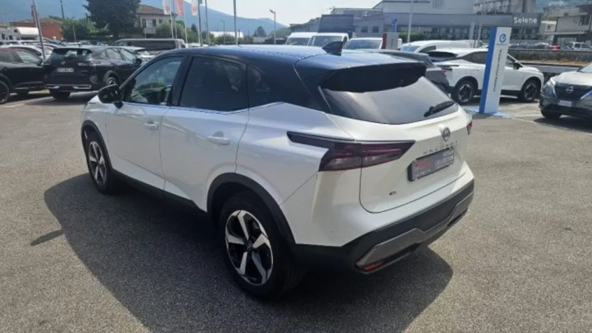 Nissan Qashqai usata a Lucca (6)