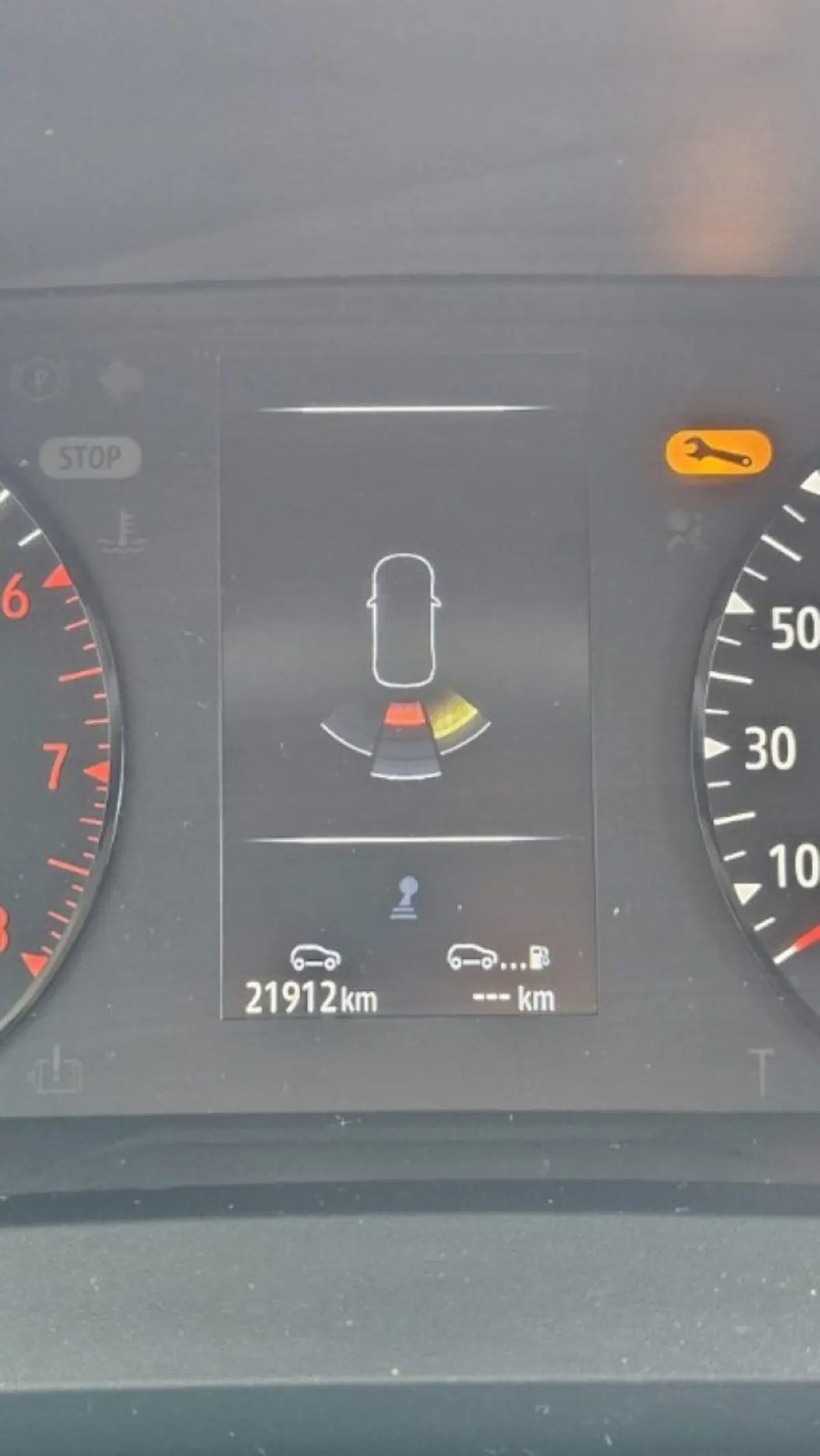 Nissan Townstar usata a Lucca (14)