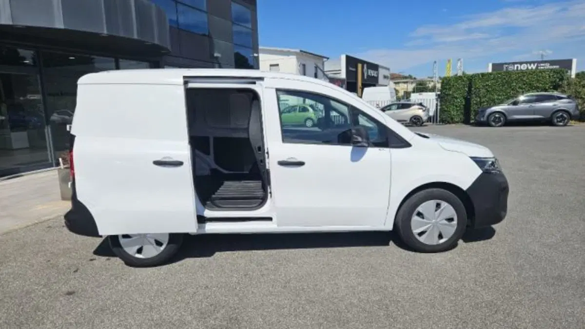 Nissan Townstar usata a Lucca (4)