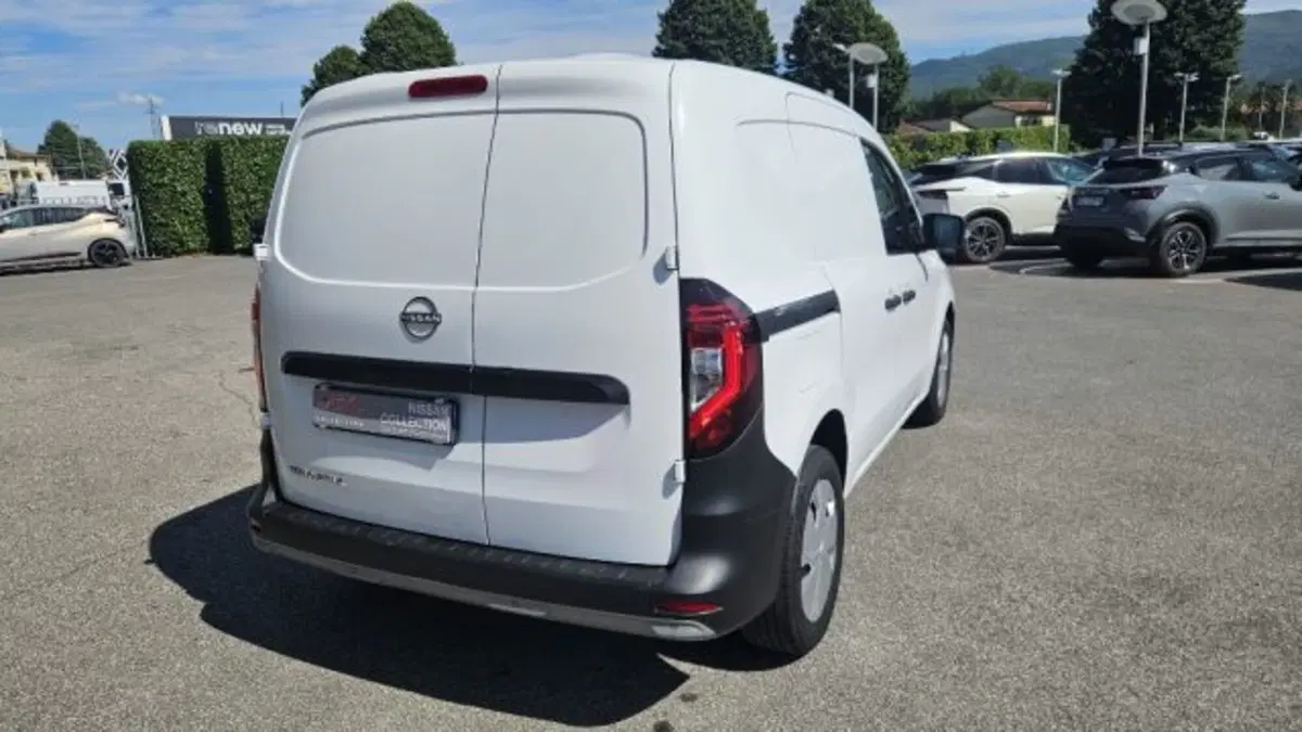 Nissan Townstar usata a Lucca (5)