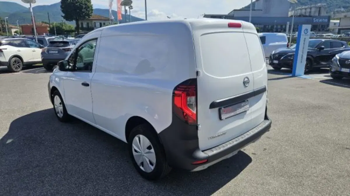 Nissan Townstar usata a Lucca (8)