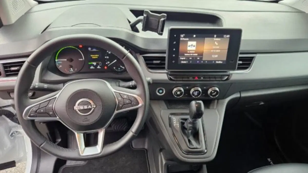 Nissan Townstar usata a Lucca (10)