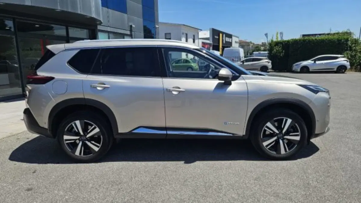 Nissan X-Trail usata a Lucca (3)